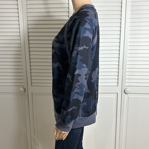 NWT Prana Fleeced Cozy Up Sweatshirt in Camo Medium - Picture 10 of 13